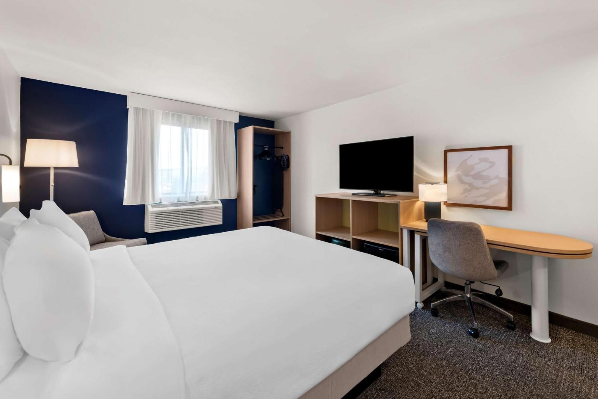 Spark By Hilton Norfolk Exterior foto